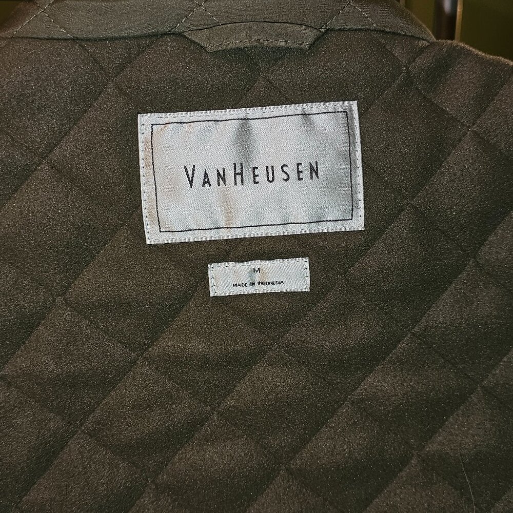 Women's Van Heusen Quilted Vest size M